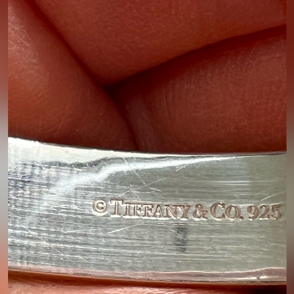 🔴Authentic Vintage Tiffany & Co. Silver Keyhole Diamonds Cuff Bracelet 🔴 - Picture 11 of 14